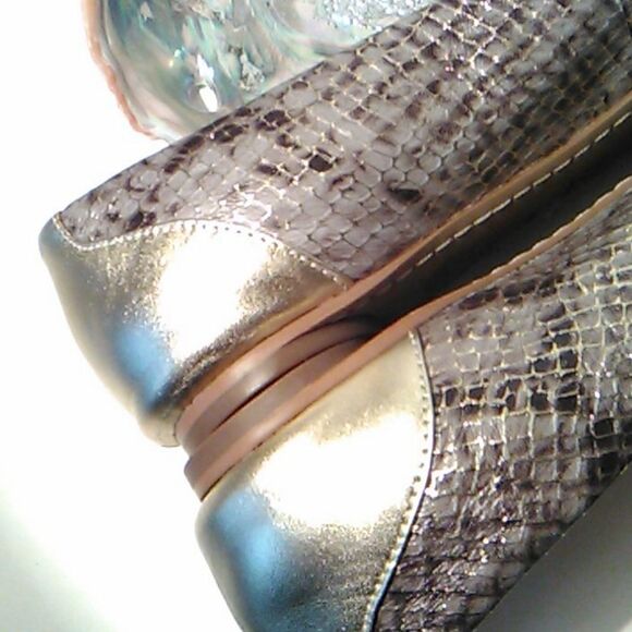 Saks Fifth Avenue Snake Embossed Flats - Picture 5 of 12